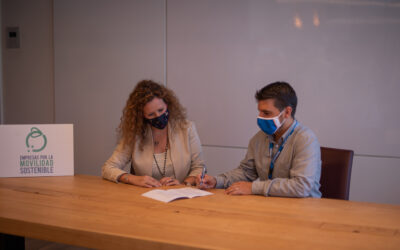 Decathlon y Empresas por la Movilidad Sostenible se alían para impulsar una movilidad saludable